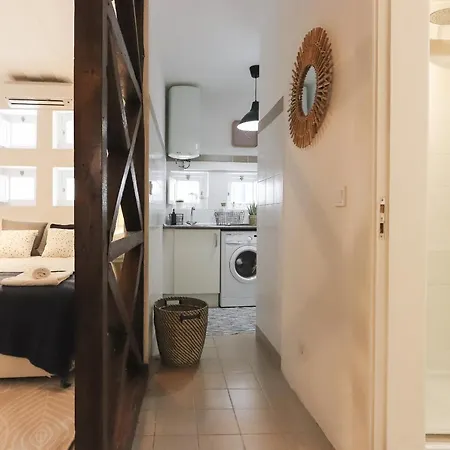 Golden Castle By Homing Apartament *