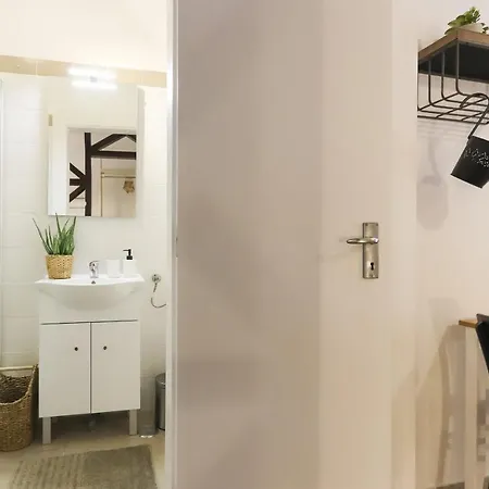 Διαμέρισμα Golden Castle By Homing *